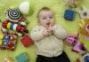 Как отучить ребенка тянуть в рот все подряд