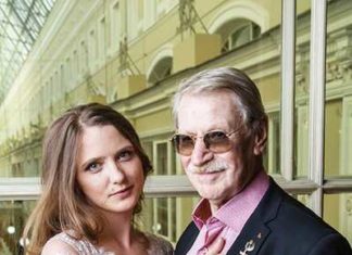 Наталья Краско сказала, что не бросит мужа, даже если он ослепнет