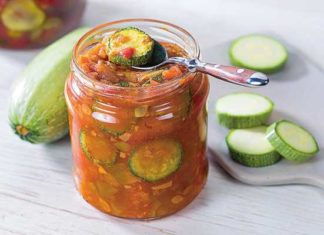 Жареные кабачки с овощами
