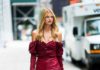 Супермодель Victoria’s Secret разочаровала кривыми ногами