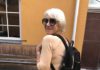 73-летняя Хелен Миррен примерила школьный образ