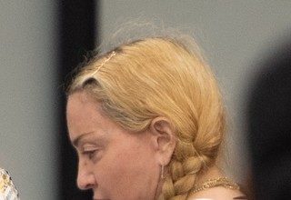 Морщины и двойной подбородок: как выглядит Мадонна без фотошопа