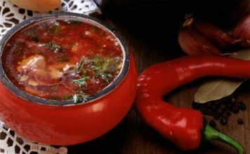 Борщ с кислой капустой