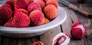 Личи — фрукт: полезные свойства и противопоказания, как есть (фото)