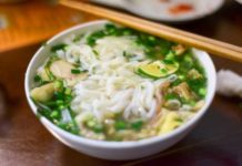 Суп с рисовой лапшой